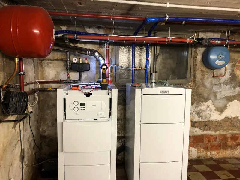 Centrale verwarming in technische ruimte door Alisan BV